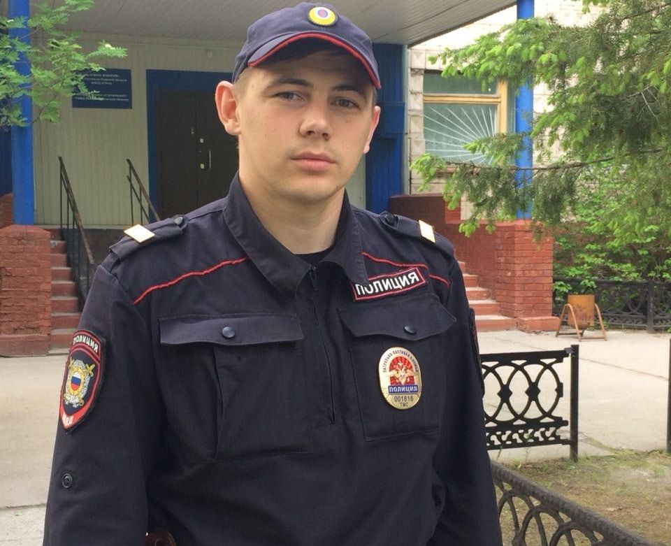 Происшествия, Томские новости, Пасол река спас женщину чуть не утонула Стрежевой Стрежевской полицейский спас тонущую женщину