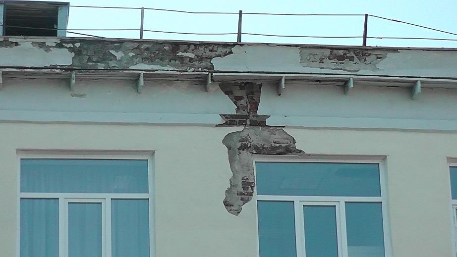 Образование и наука, Томские новости, дом лицей плохое состояние томские школы Томский лицей, где учились космонавт Рукавишников и баскетболист Белов, временно закрыт из-за аварийного состояния