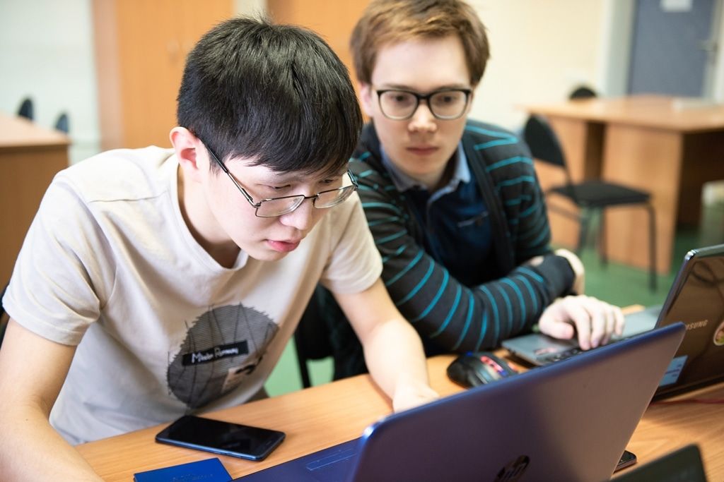 ТГУ, Томские новости, хакатон лингвистический Томские студенты создали алгоритм для поиска имен президентов в новостях