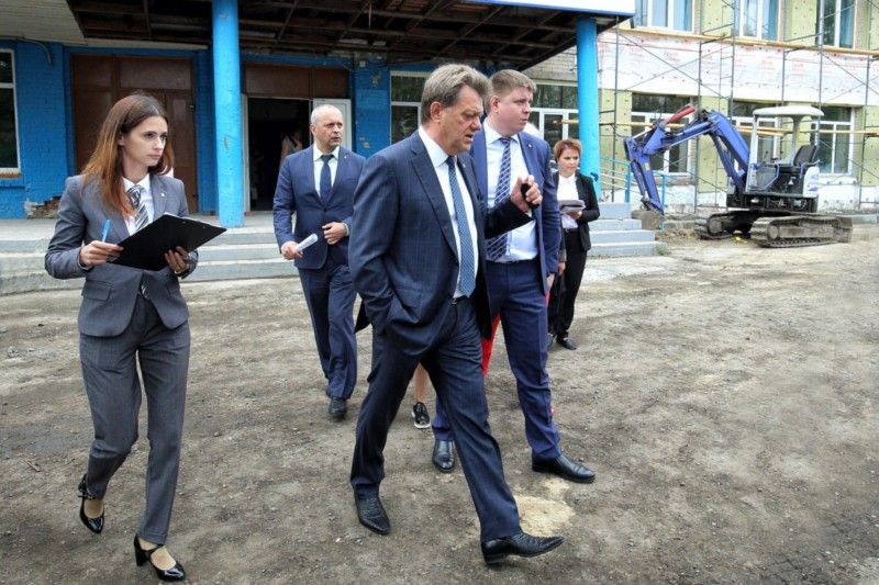 Городское благоустройство, Социальная сфера, Томские новости, мэр Томска школа новый учебный год Мэр Томска проверил ход капитального ремонта школ и детских садов