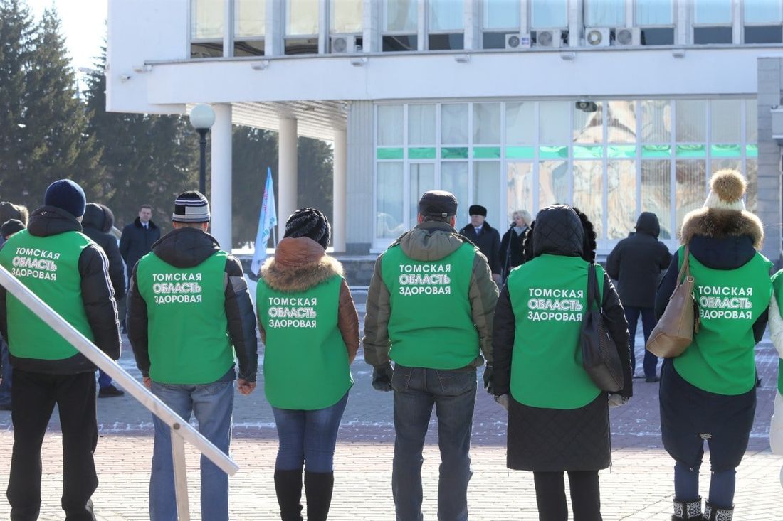 Медицина и здоровье, Социальная сфера, Томские новости, Татьяна Яковлева население врачи бесплатная медицина эскулапы бесплатное обследование рак груди лече Почти два десятка медиков отправились в автомобильную экспедицию к удаленным населенным пунктам Томской области