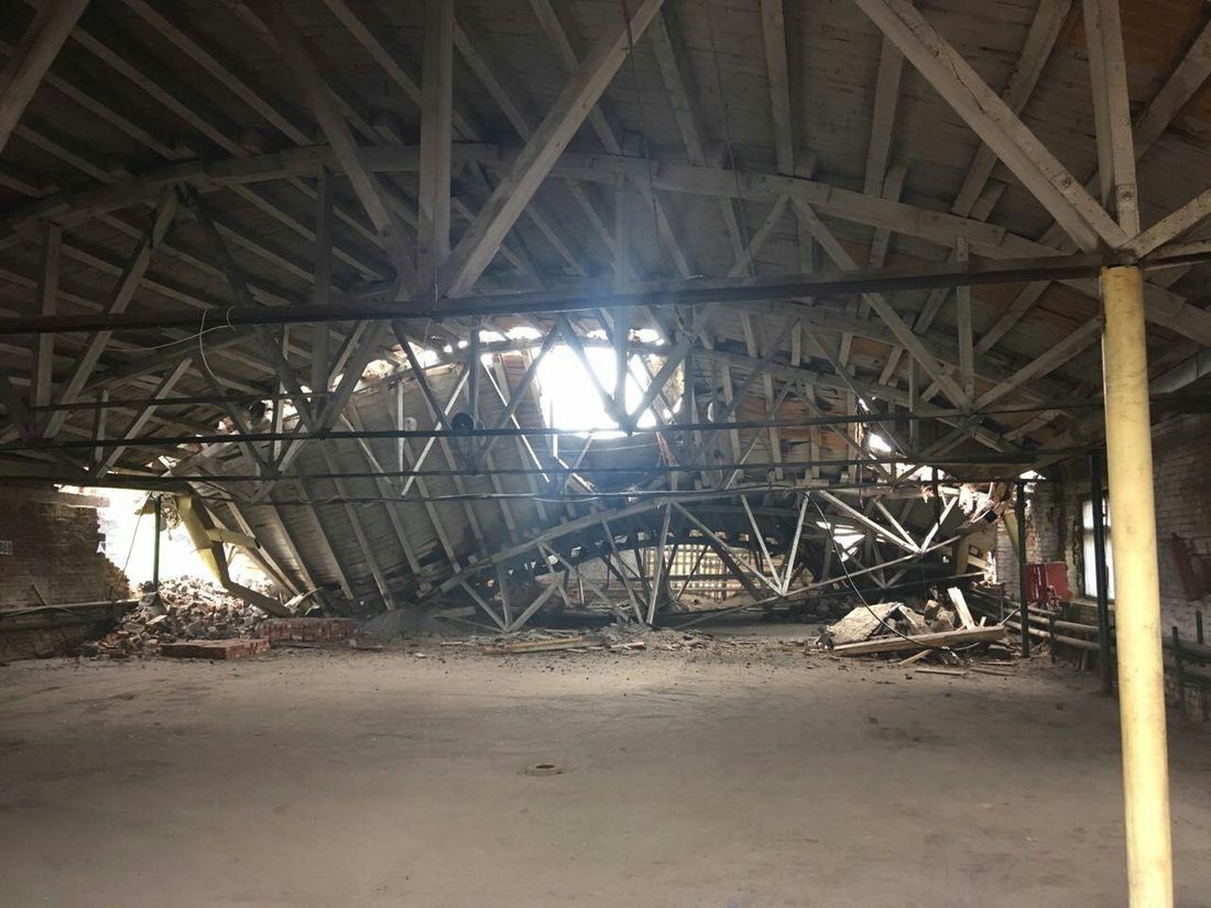 Происшествия, Томские новости, обрушение Колпашево здание подросток погиб гараж упал сводка происшествий Подросток погиб при обрушении здания в Колпашеве