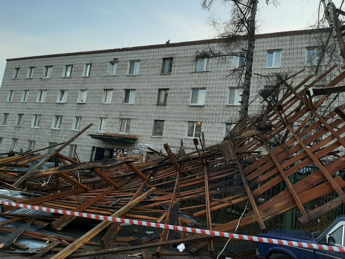 Томские новости, кровля нижне-луговая сдуло крышу ремонт починили Кровлю на Нижне-Луговой, 14 в Томске завершат к 30 мая