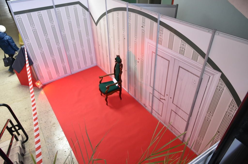 Культура в Томске, Томские новости, выставка вера Николай II мученик убийцы убили расстреляли царя Томичам покажут расстрельную комнату Николая II и его семьи