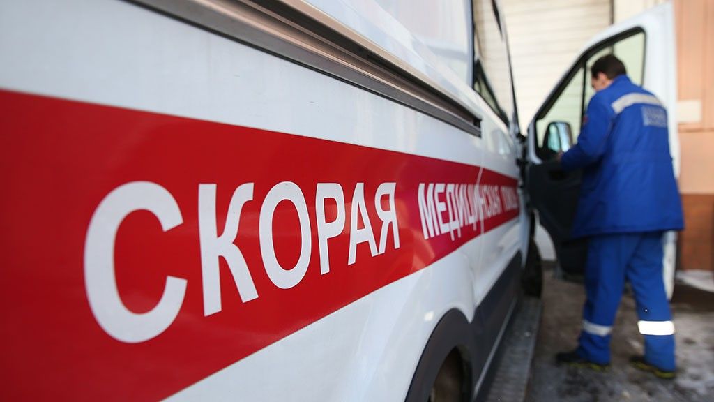 Происшествия, Томские новости, глыба упала на голову лед убил сосульки В Томске глыба льда убила пожилую женщину