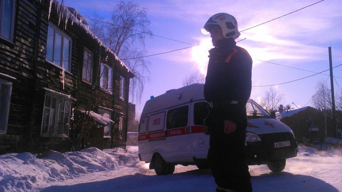 Происшествия, Томские новости, суицид покончила с собой вскрыла вены ТО ПСС спасатели В Томске спасли женщину, которая пыталась покончить с собой