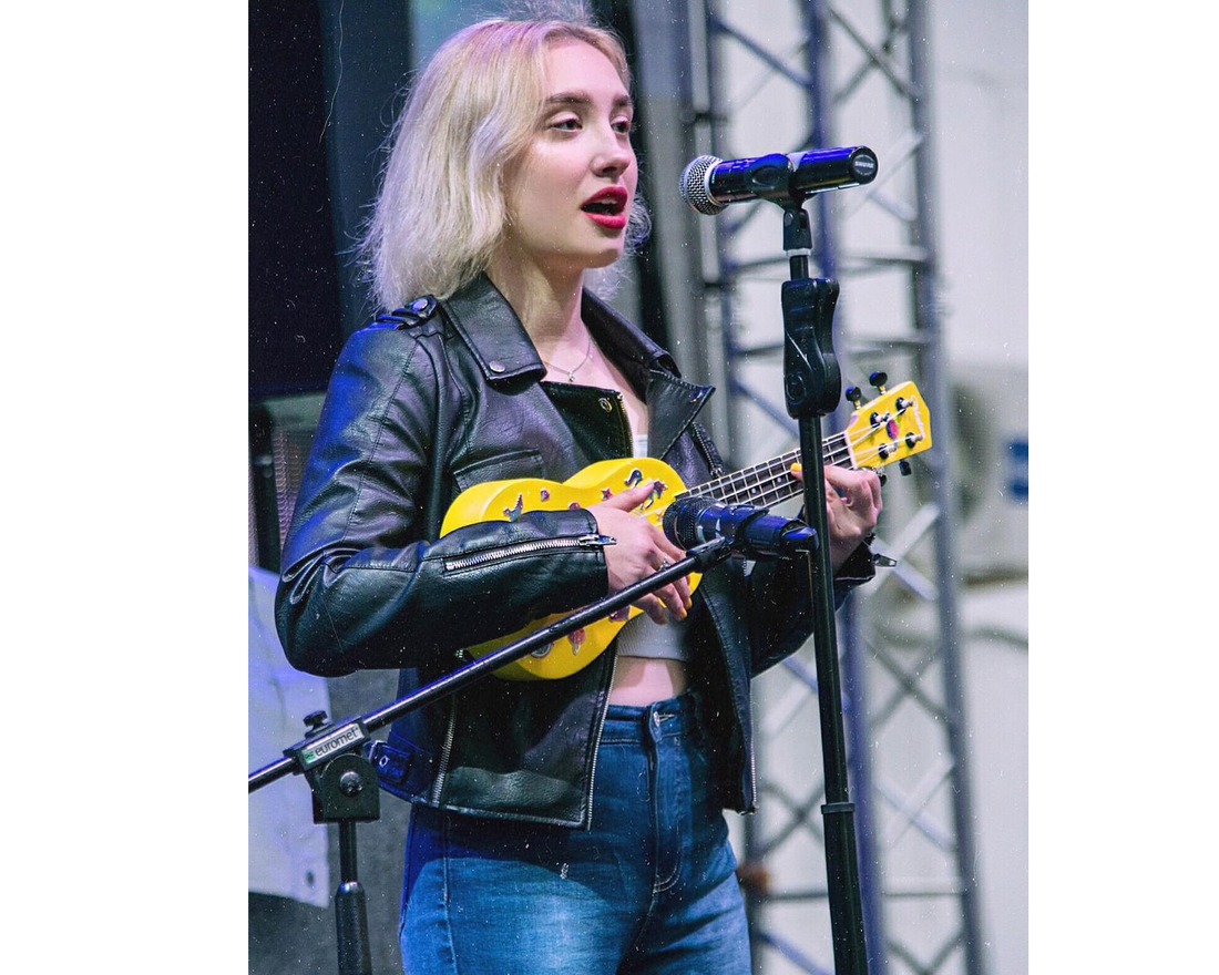 МТС, Томские новости, поколение МТС творческие конкурсы выступления Полина Гагарина проведет персональный мастер-класс для вокалистки из Северска