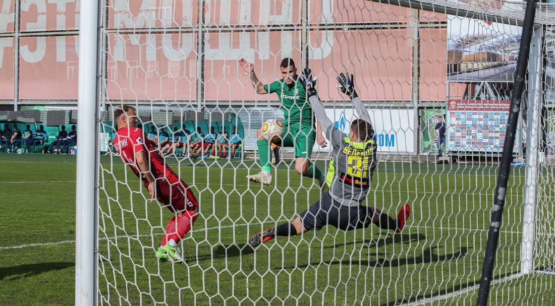 Спорт, Спорт в Томске, Томские новости, матч футбол Томь игра Домашний матч «Томи» закончился со счетом 1:0