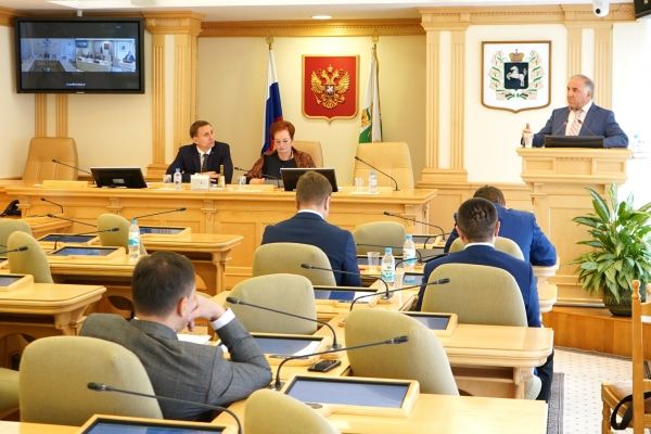 ЗД ТО, Коронавирус (Covid-19), Томские новости, депутаты областная дума коронавирус заболевания Четверо томских депутатов не смогли принять участие в собрании областной думы из-за карантина