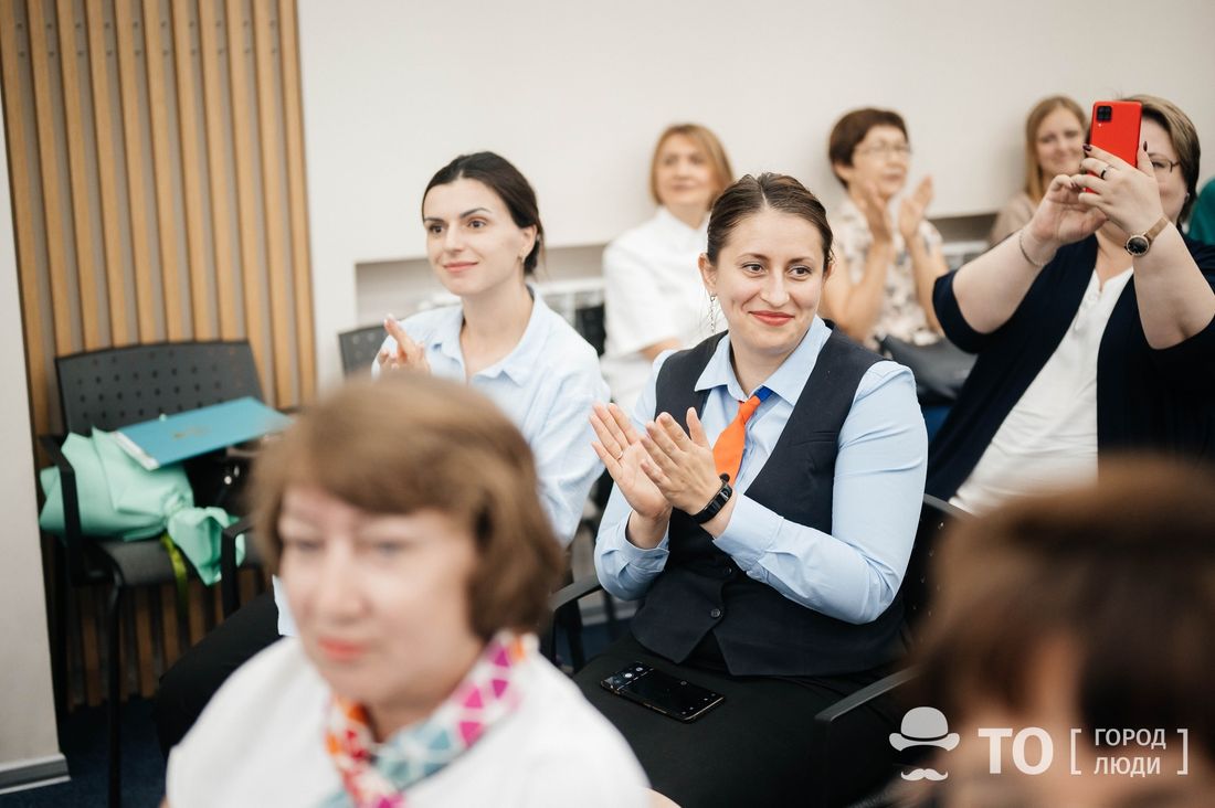 Работа, Работа в Томске, Томские новости, продвижение развитие бизнес-вумен интересные новости Томска образование Томичкам расскажут о поиске силы в себе на новой коммуникационной площадке в Кадровом центре