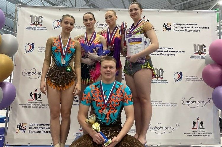 Спорт, Спорт в Томске, Томские новости, акробатика турниры соревнования томский спорт спорт в Томской области состязания интересные новости Сборная Томской области стала второй на чемпионате Сибири по спортивной акробатике