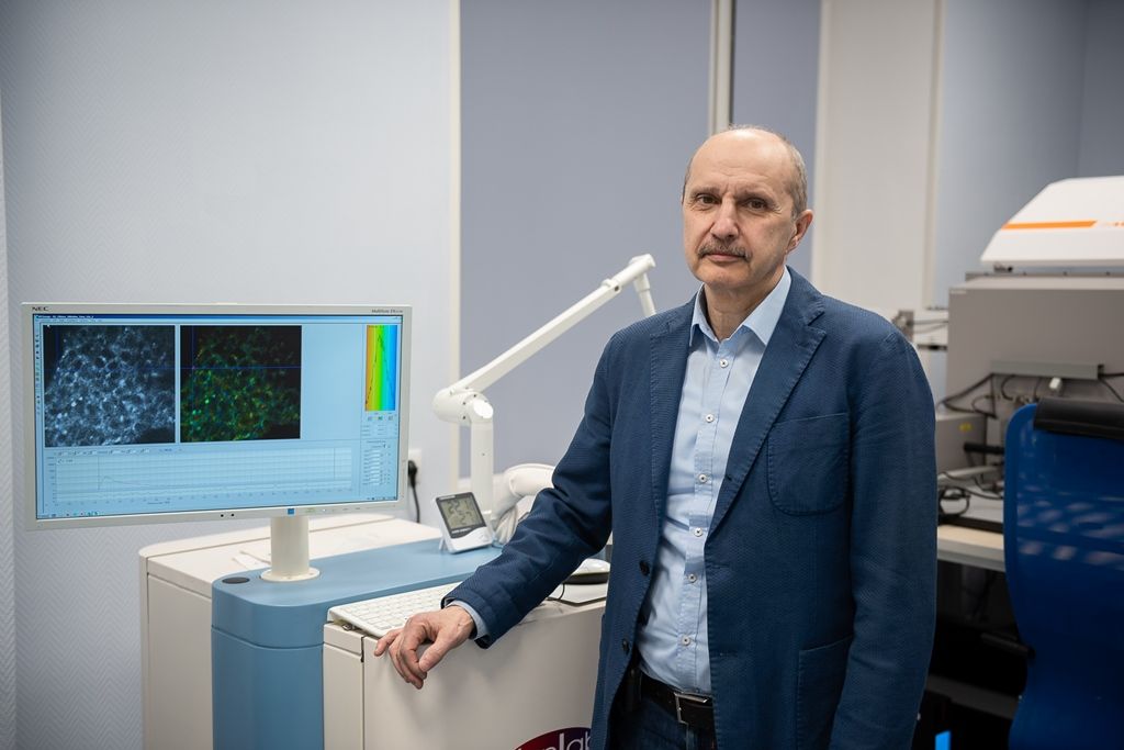 Образование и наука, Томские новости, ИИ образование вуз наука нейросети интересные новости Томска спектоскопия детектор рака Томские ученые научили нейросеть выделять компоненты из сложных газовых проб