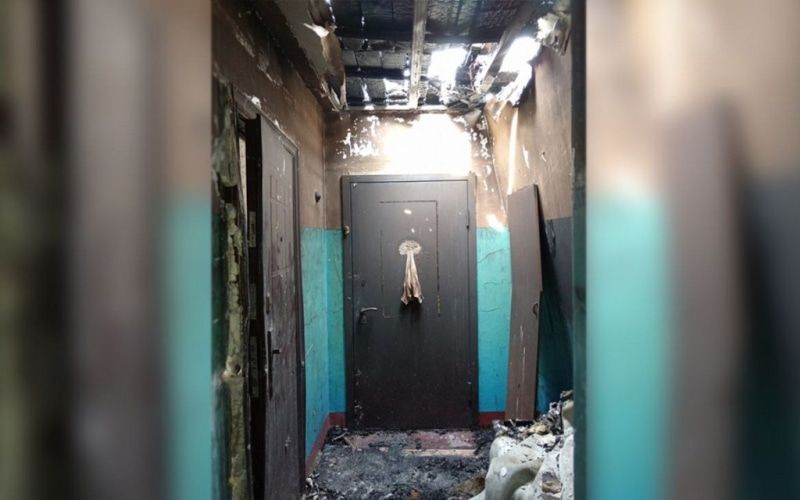 Происшествия, Томские новости, пожар горит подожгла сводка происшествий жесть Томска интересные новости В Томске восстанавливают пострадавшую от пожара кровлю дома на Витимской, 25