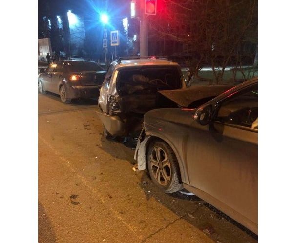 Происшествия, Томские новости, авария ДТП врезались пострадали сводка происшествий жесть Томска интересные новости В Томске водитель иномарки устроил несколько ДТП в один день