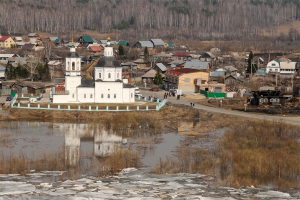 Томскгеомониторинг: Паводок в Томской области, церковь в Коларово