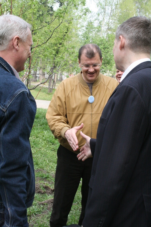 Посадка деревьев в Городском саду