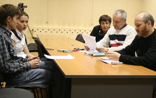 На брифинге