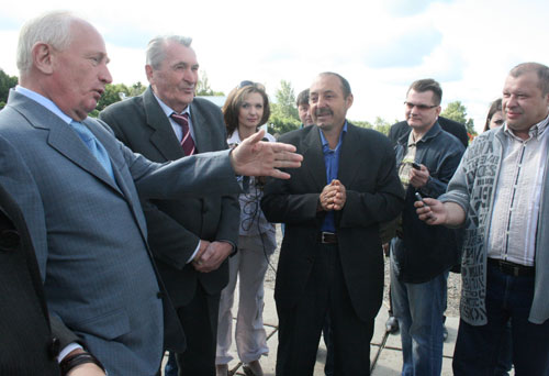 В. Кресс и Н.Кузьменко