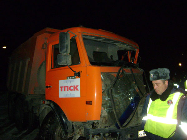 Столкновение КАМАЗа с поездом