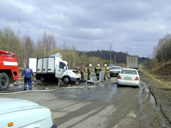 Авария под Семилужками Газель столкнулась с КАМАЗом. Томский Обзор