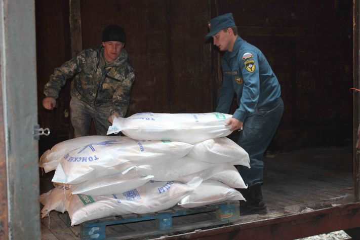 Вагон гуманитарной помощи