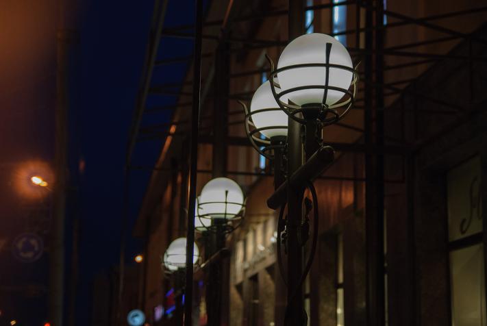 Городское благоустройство, Томские новости, свет фонари светильники газификация газ бытовой газ В этом году в отдаленных районах Томска смонтировали освещение
