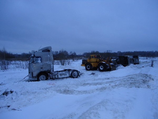 Опрокинулся_Свиновоз