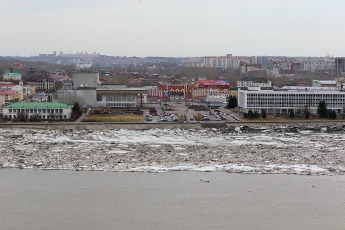 Эуштинская дамба