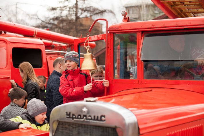 Парад пожарной техники