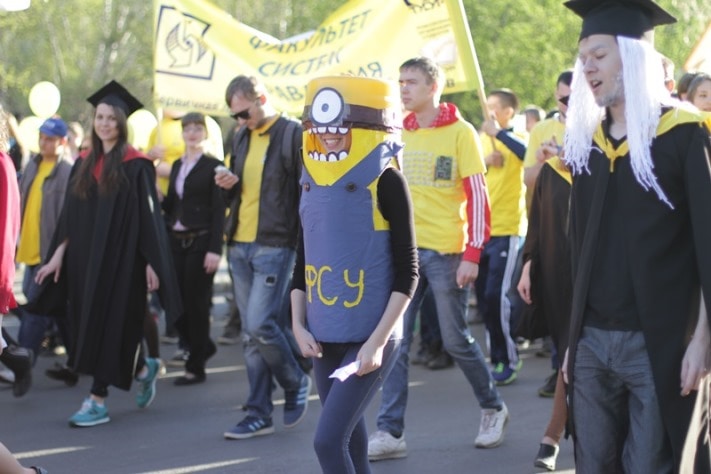 ТУСУР шествие