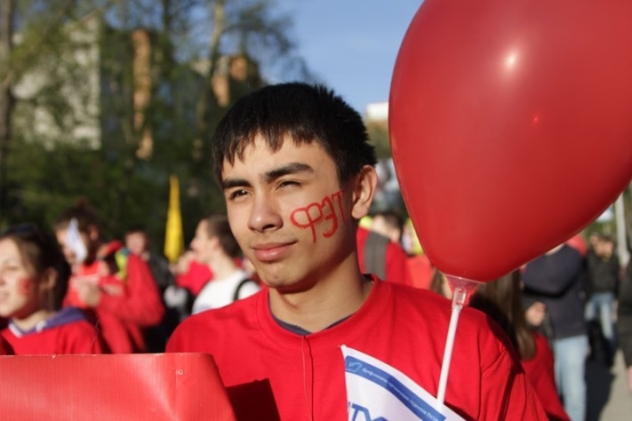 ТУСУР шествие