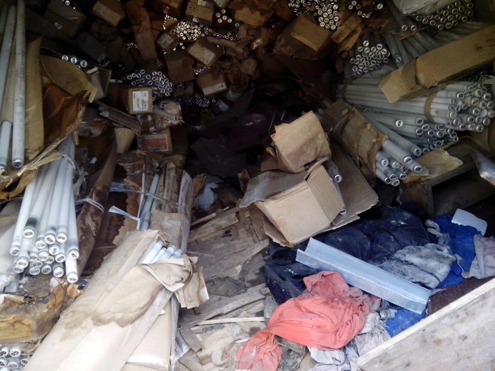 Лампы в гараже