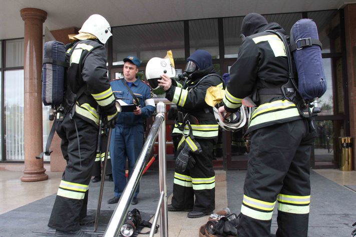 Учения в гостинице