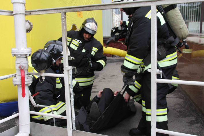 Учения в гостинице