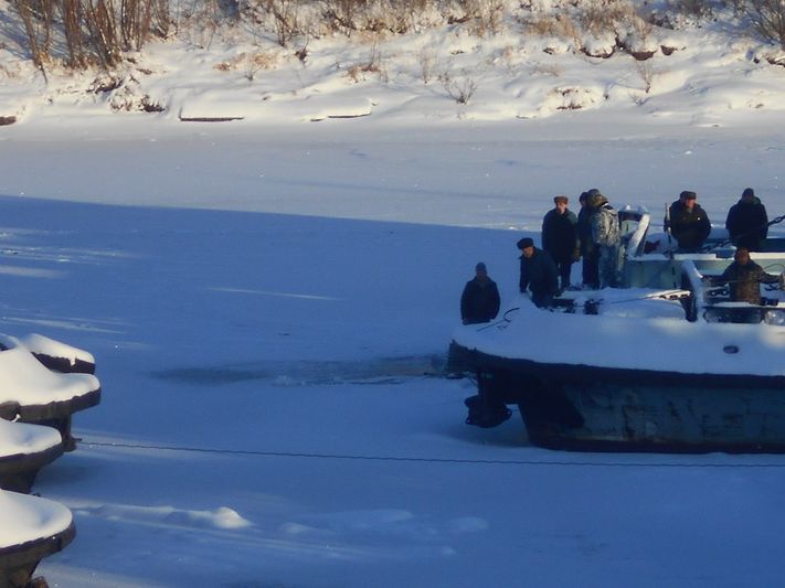 Погода в затоне архангельск. Моряковский Затон дамба. Моряковский Затон Томская область. Автобусы Моряковки Затон Томск. Происшествия в Моряковском Затоне.