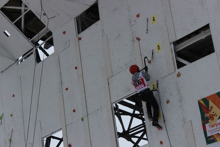 Первенство России по ледолазанию