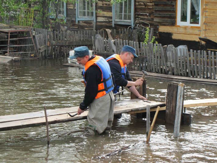 Могочино спасатели помогают