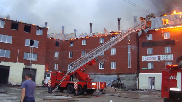 Томск пожар тушили 3 часа