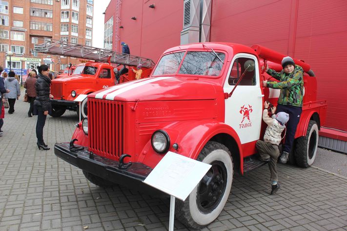 Выставка техники ГУ МЧС