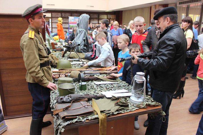 Выставка техники ГУ МЧС