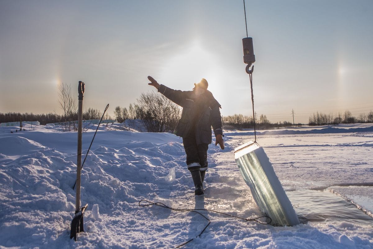 Безопасность, Томские новости, лед нельзя ходить по льду выход на лед запрещен толщина льда В Томске начали замерять толщину льда на Ушайке и Томи