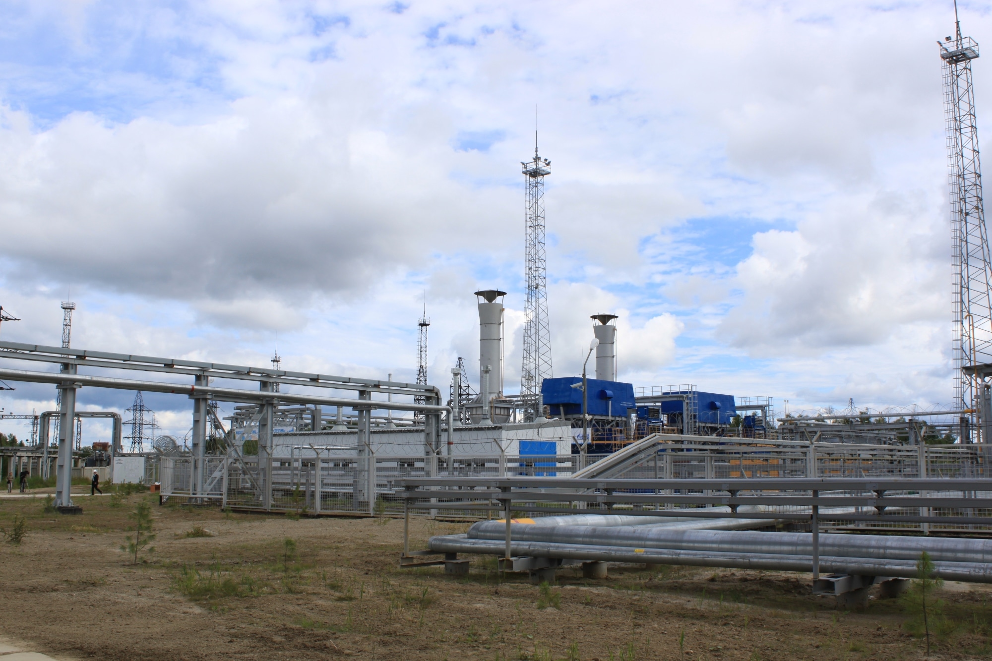 Томские новости, Томскнефть ВНК, газ попутный газ сжигают промыслы Томкнефть В Пионерном строят энергокомплекс, который кратно увеличит процент использования нефтяного попутного газа