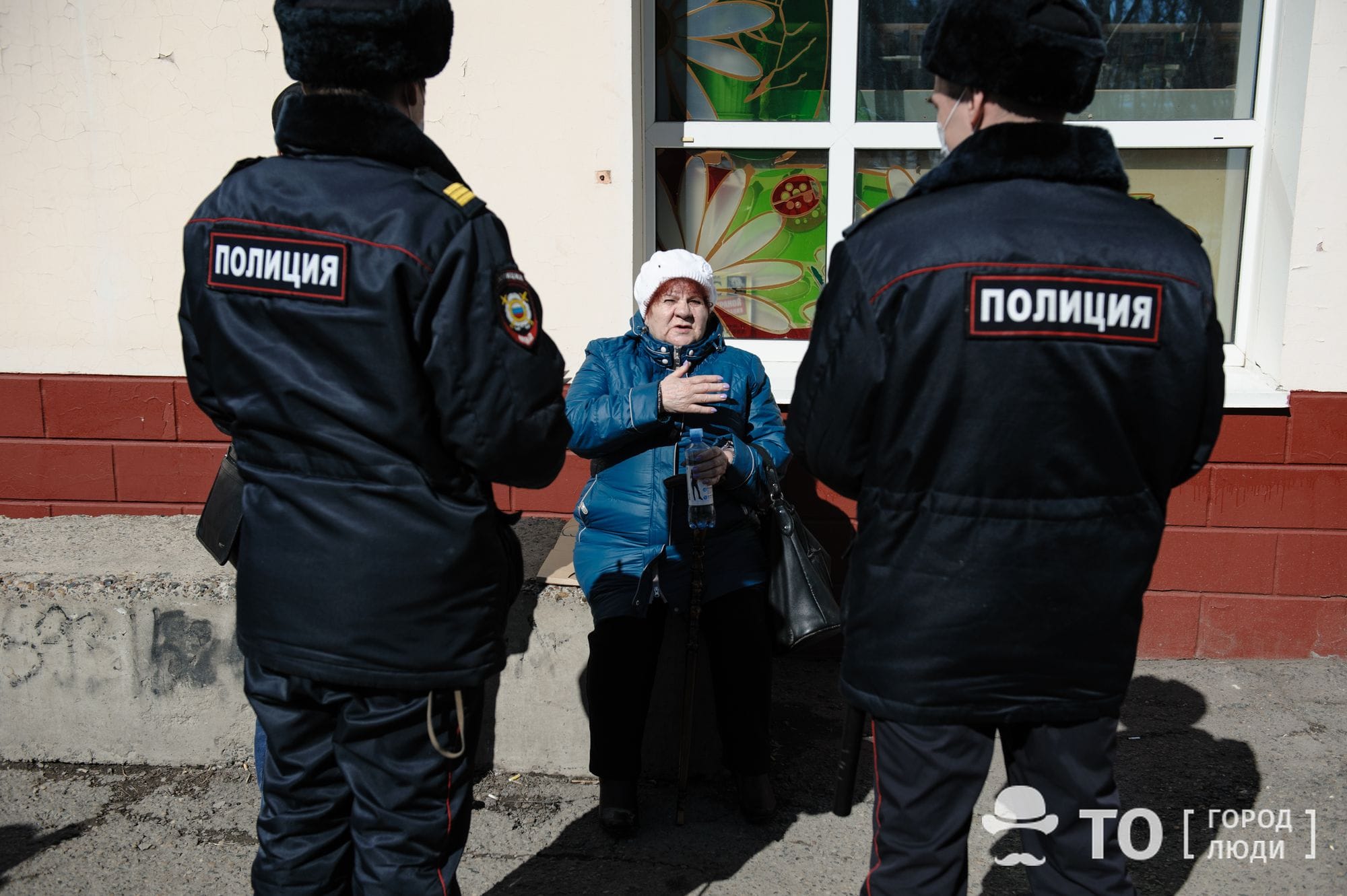 Коронавирус (Covid-19), Томские новости, магазины режим маски арестовали задержали сводка рейды проверки В выходные в Томске выявили более 60 нарушений масочного режима в супермаркетах