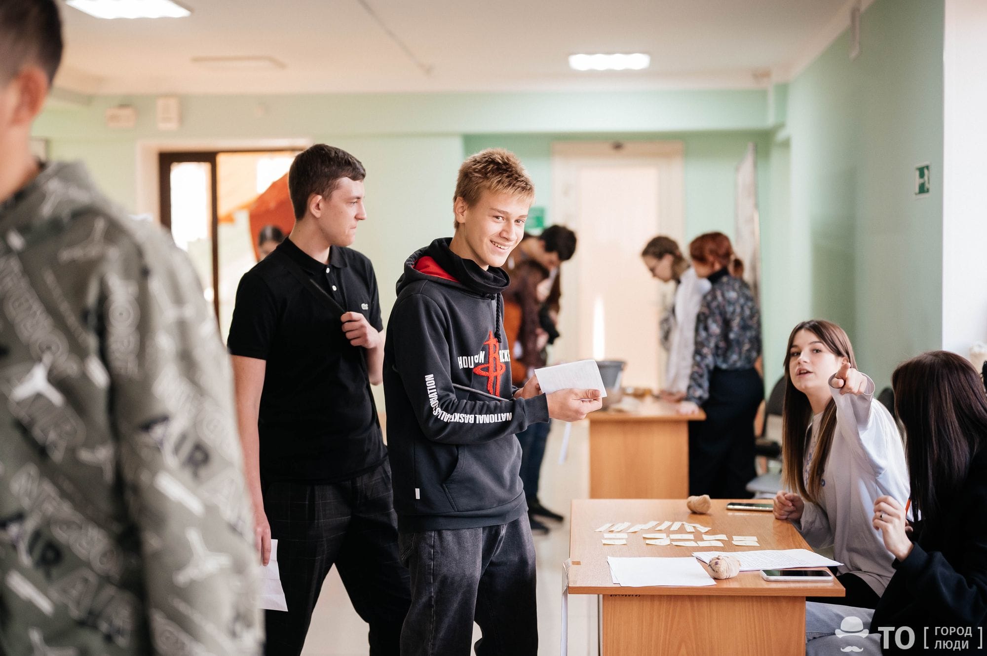 Юля, Пацан и симулятор комбайна. В Томском аграрном колледже провели квест  для школьников - Томский Обзор – новости в Томске сегодня