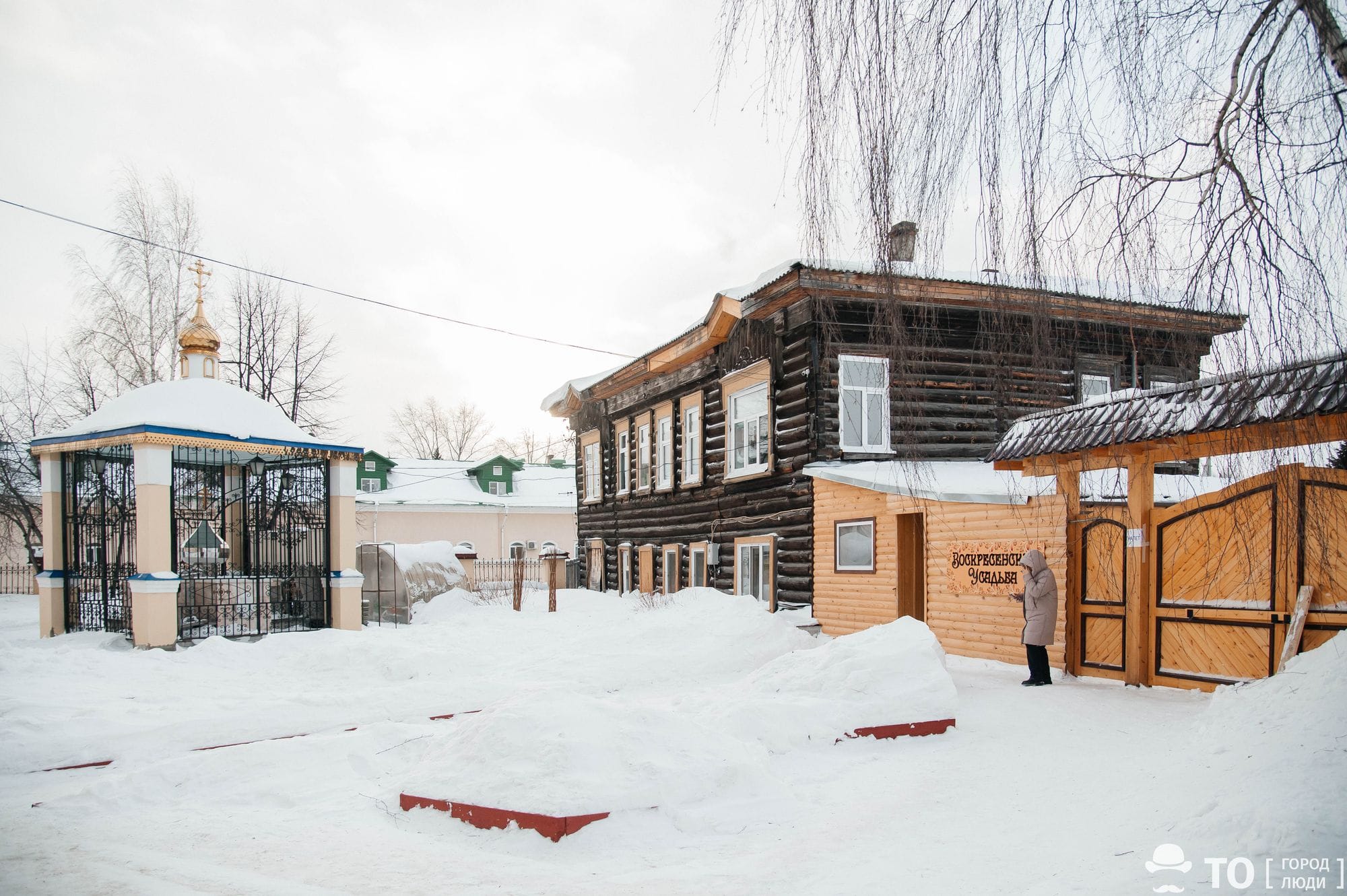 Приходской дом у Воскресенской церкви: интересные находки и сквер для  горожан и туристов - Краеведение - Томский Обзор – новости в Томске сегодня