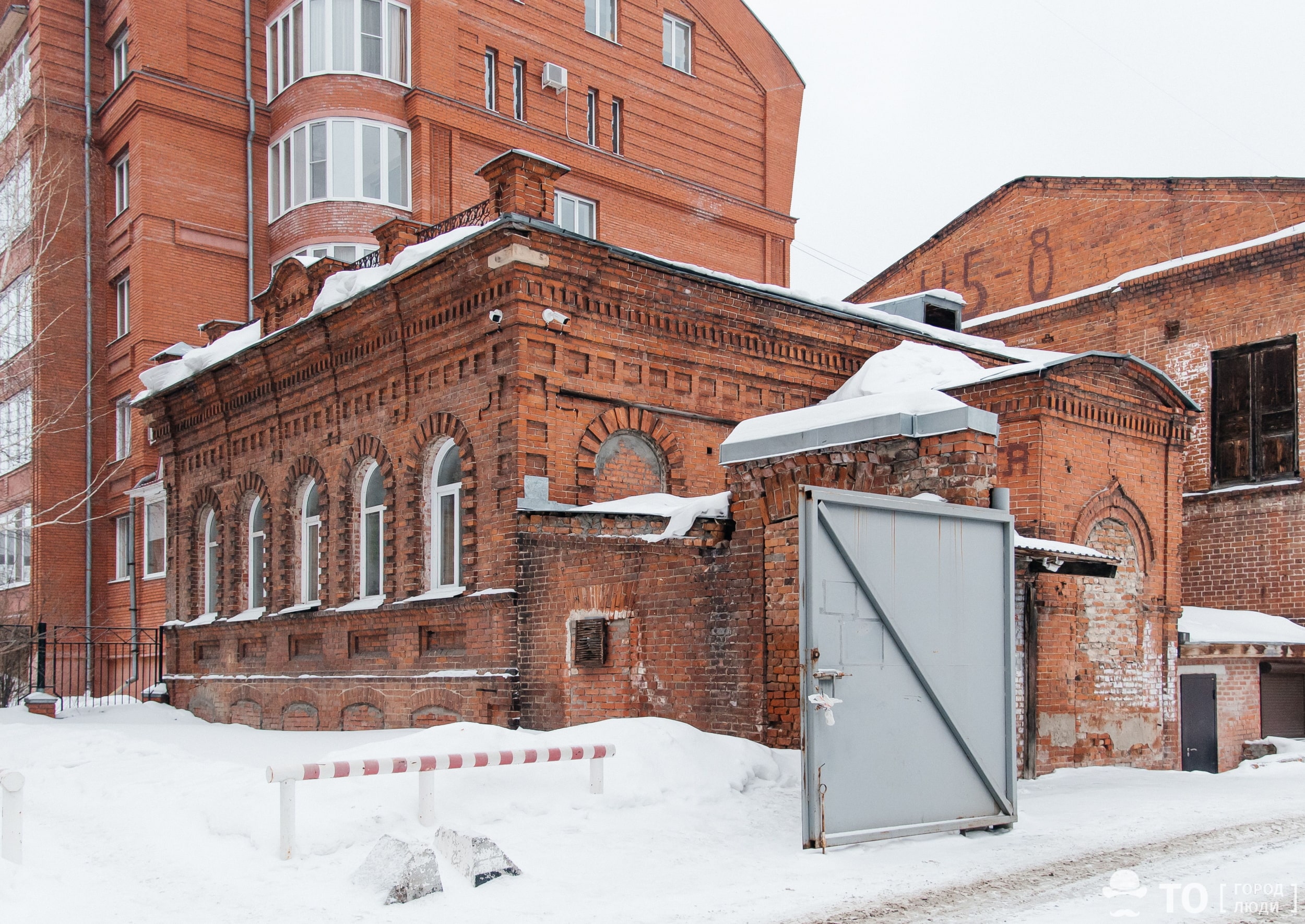 Городские детали. Каменный дом усадьбы купца Куренкова - Рассказано -  Томский Обзор – новости в Томске сегодня