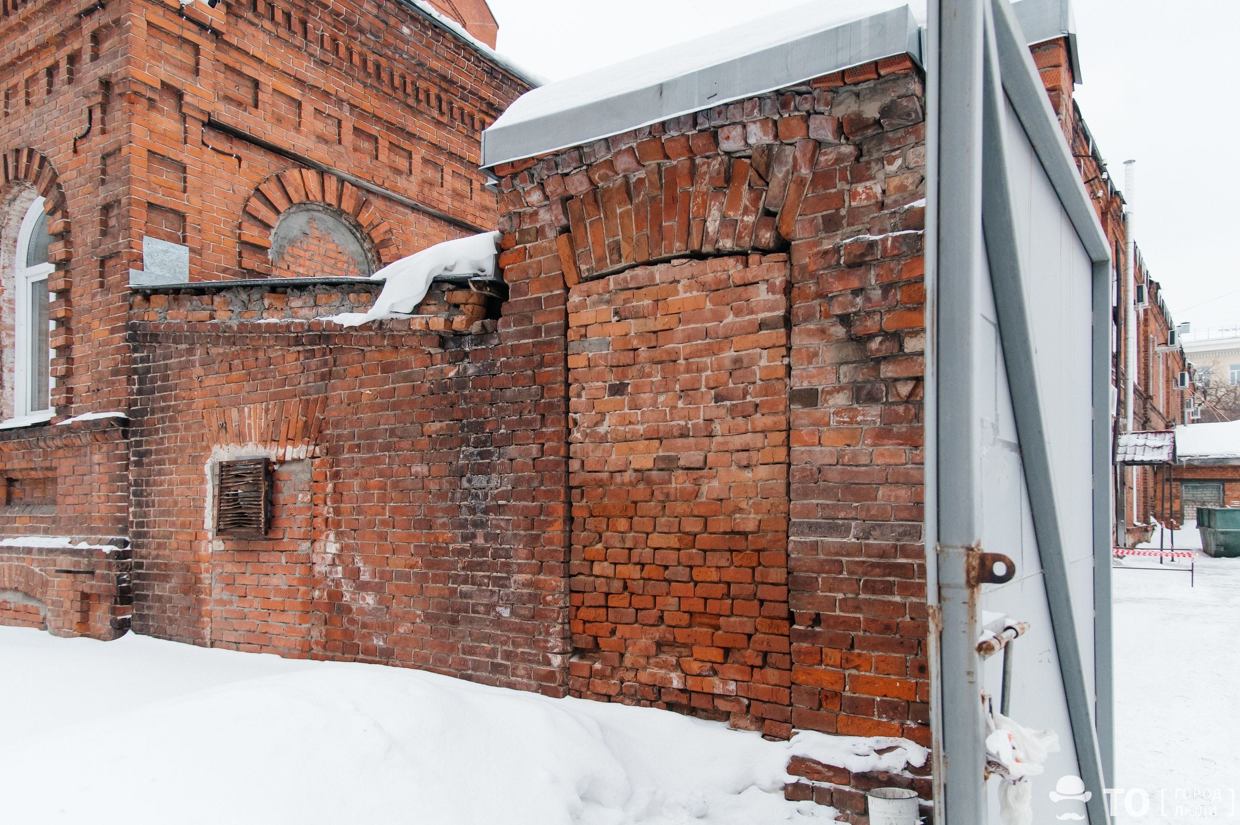 Городские детали. Каменный дом усадьбы купца Куренкова - Рассказано -  Томский Обзор – новости в Томске сегодня