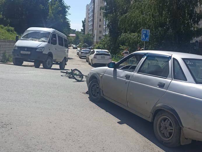 В крупной автокатастрофе под Новосибирском пострадали пятеро казахстанцев | КТК