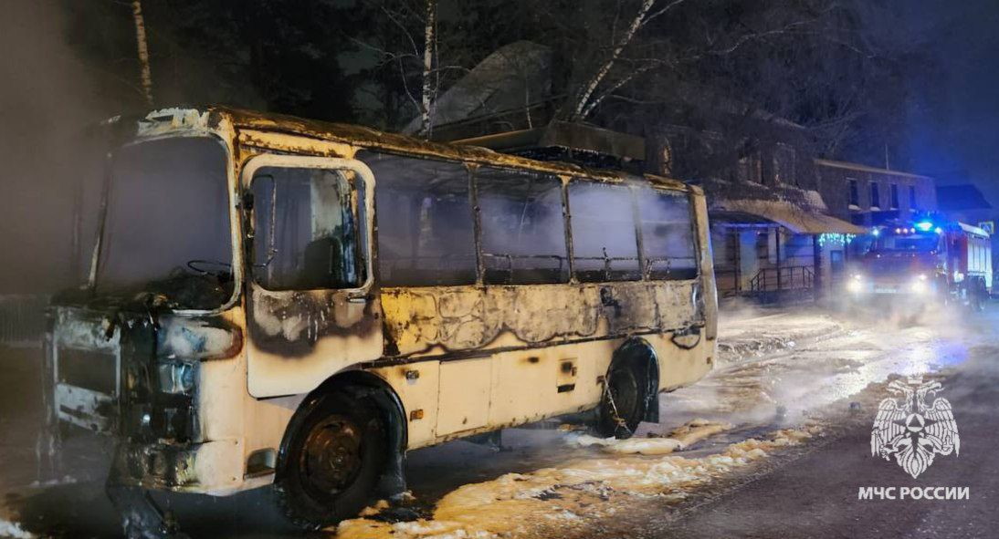 Город, Происшествия, Томские новости, пожар огонь сводка происшествий жесть Томска интересные новости Утром в Томске загорелся автобус