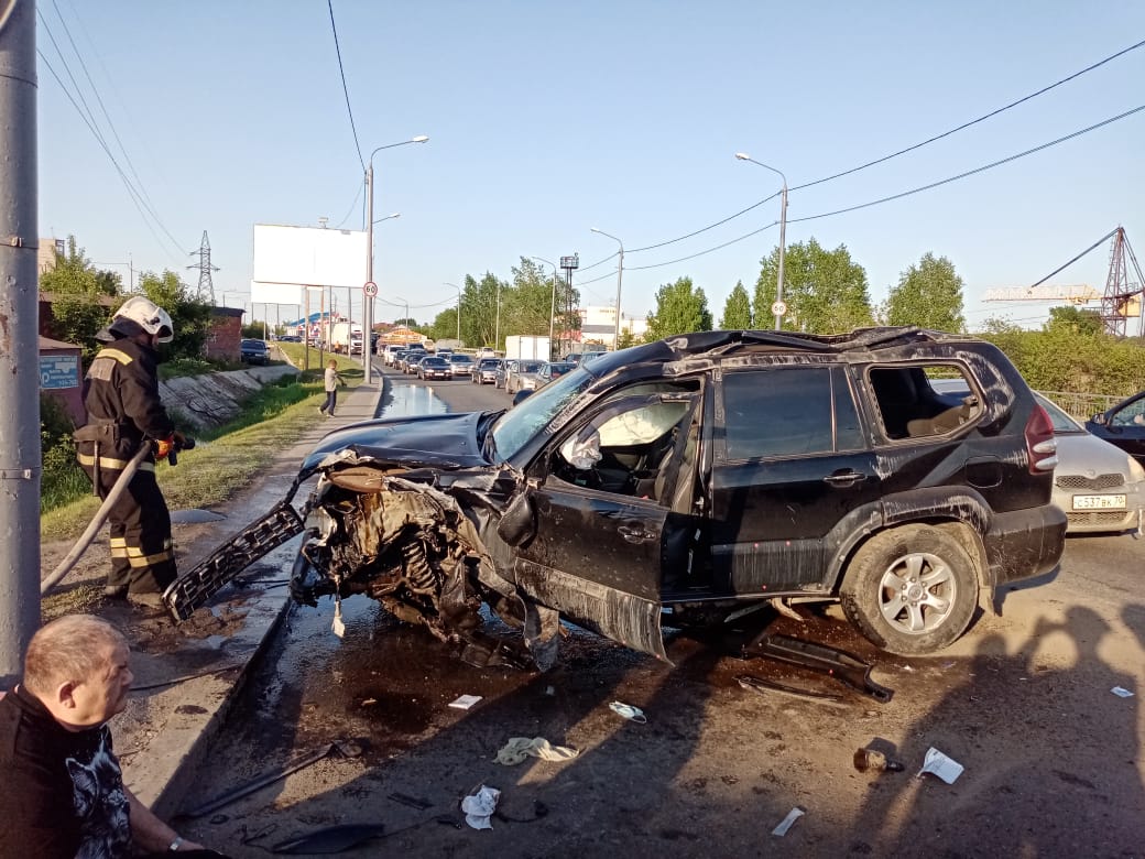Происшествия, Томские новости, дтп авария сводка происшествий врезались пострадали Двое пострадали при столкновении иномарок в Томске
